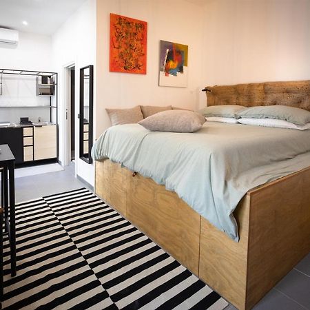 Calefati Up Apartment Бари Екстериор снимка