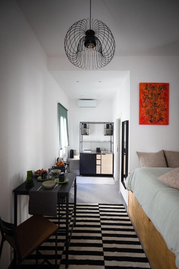 Calefati Up Apartment Бари Екстериор снимка