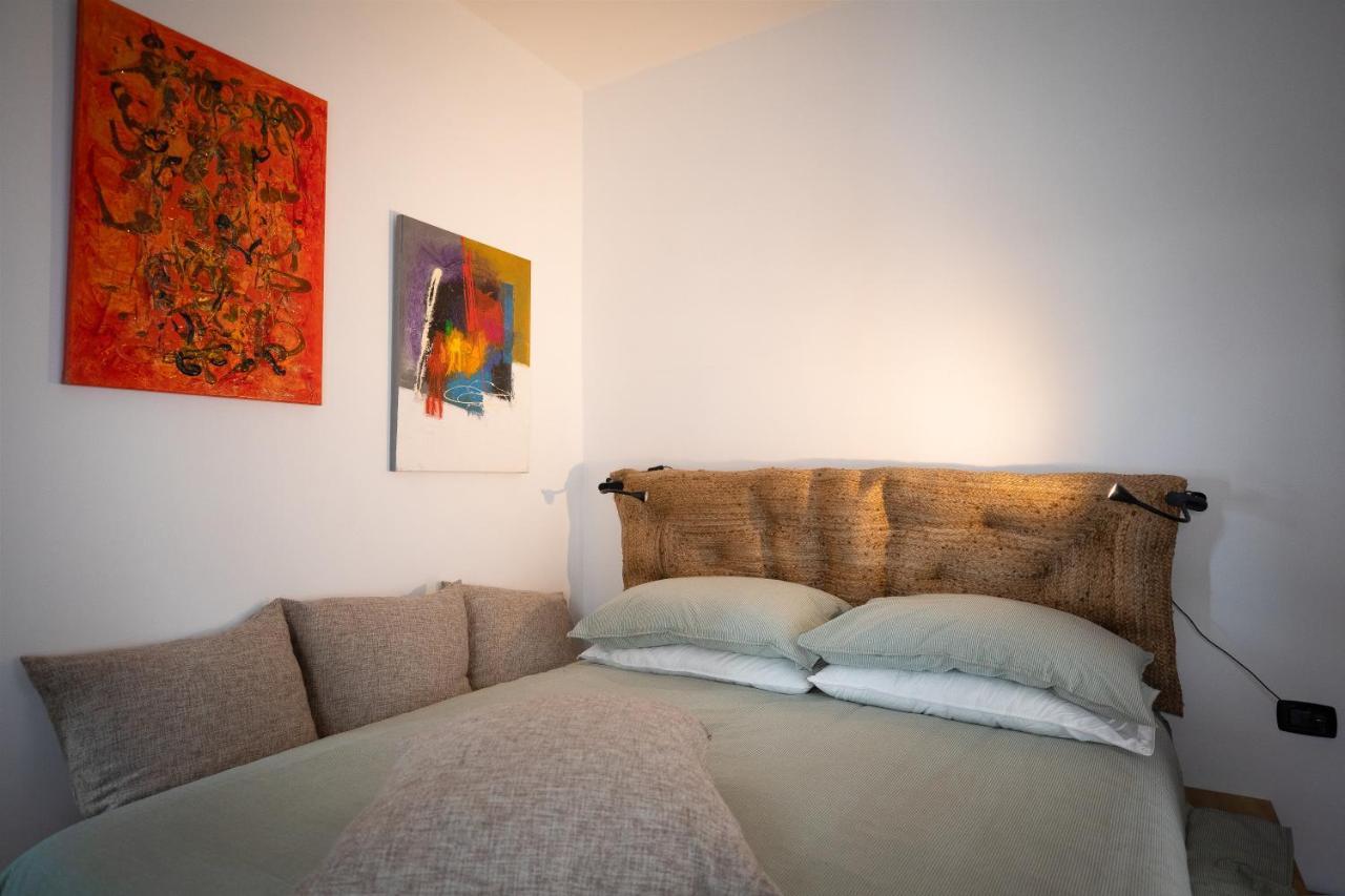 Calefati Up Apartment Бари Екстериор снимка