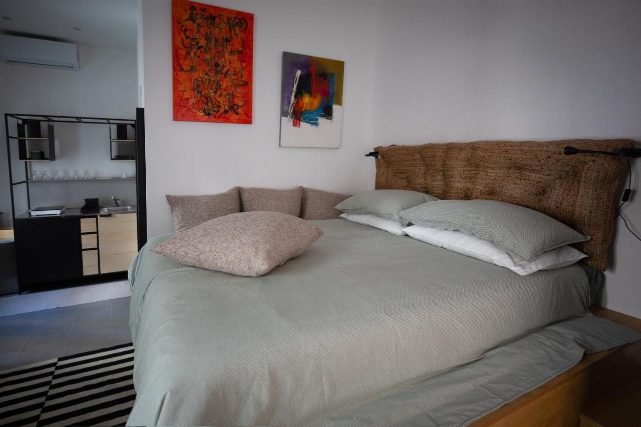 Calefati Up Apartment Бари Екстериор снимка
